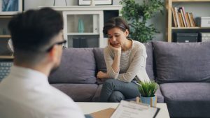 psychoterapia, dwie rozmawiające osoby